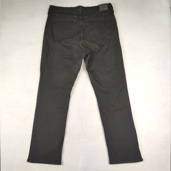 Levi's Classic Straight Jeans In Black Wash Size Woman's 16 - Picture 3 of 6